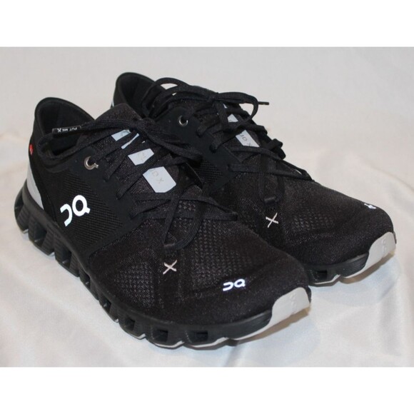 ON CLOUD WOMEN'S CLOUD X 3 RUNNING ATHLETIC SNEAKERS BLACK NIB - Picture 3 of 7